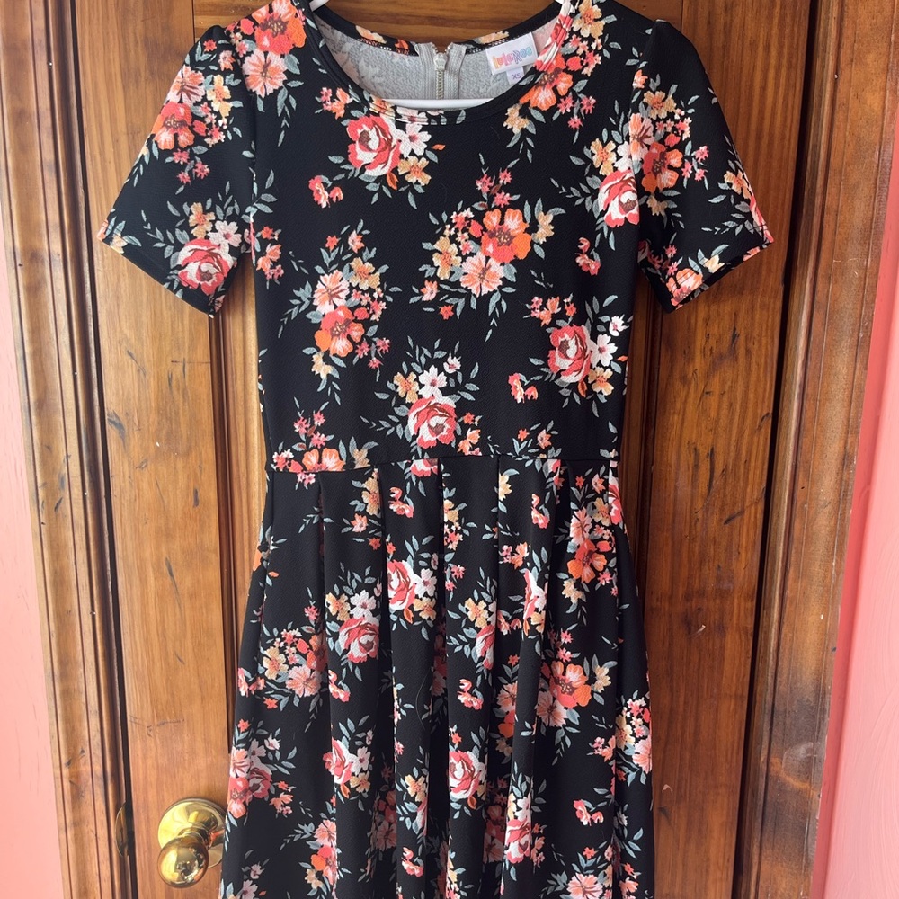 Lularoe Amelia Dress